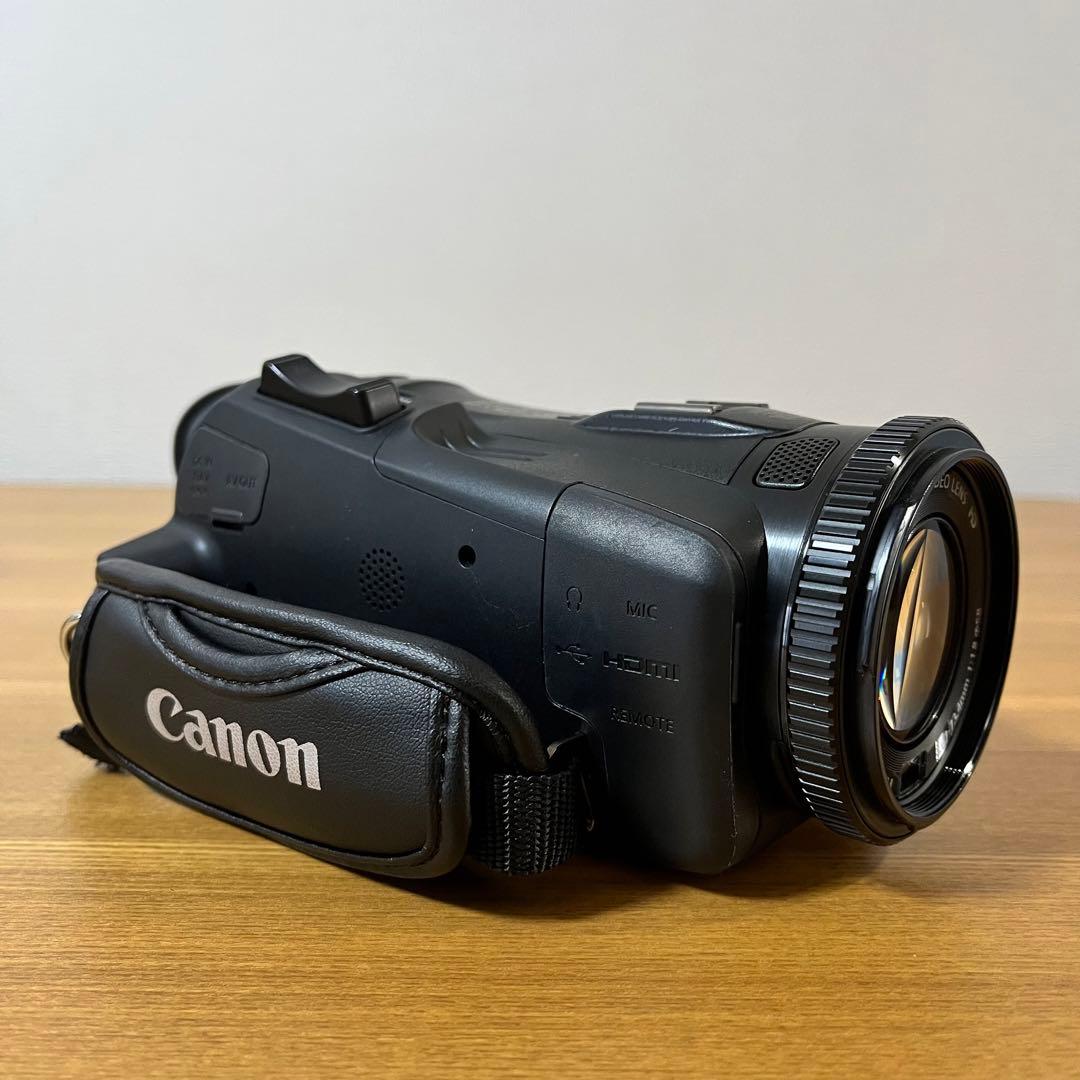 ビデオカメラ Canon iVIS HF G40