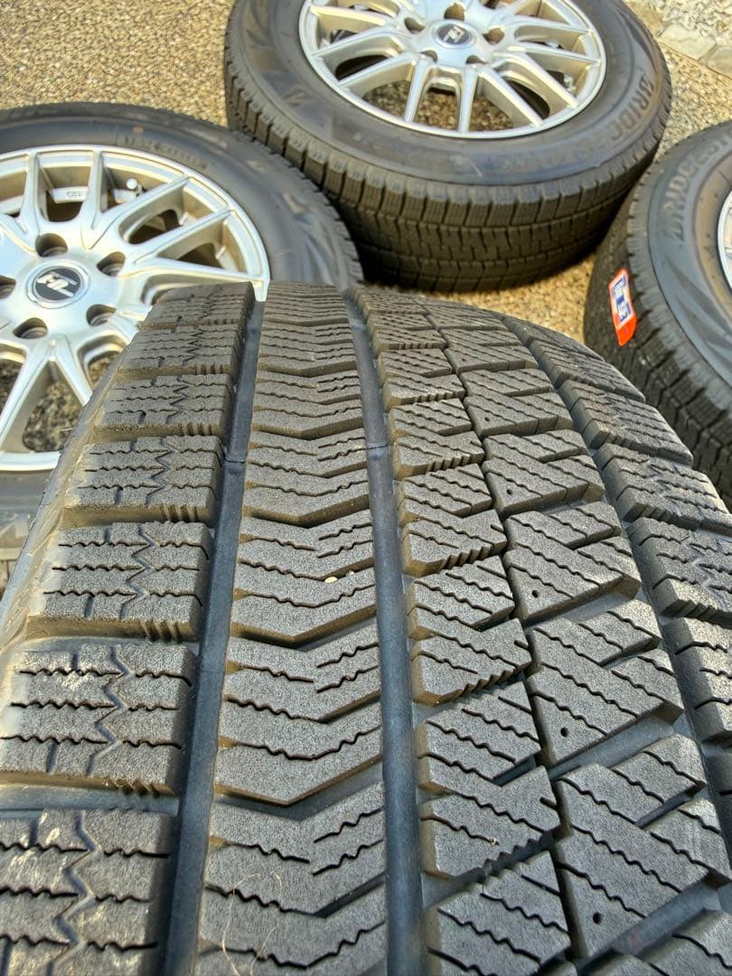 【美品】VRX2 185/65R15スタッドレス4本15×6J PCD114.3