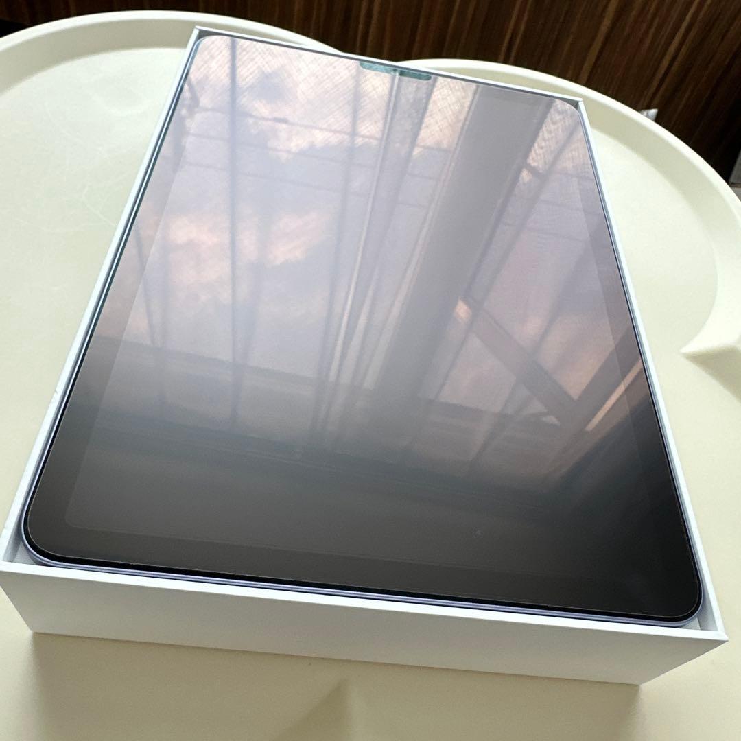 iPad Air 第5世代　本体+箱　64GB WiFiモデル パープル おまけ