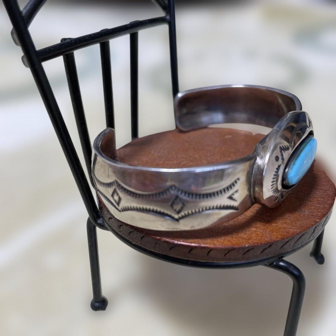 Navajo （ナバホ）ターコイズ シルバーカフブレスレット
