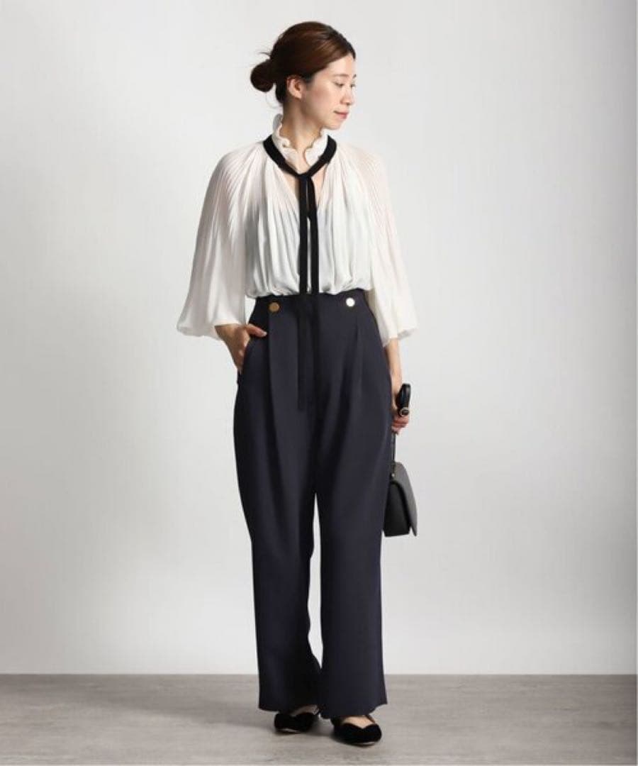 リュンヌ　プリーツ　シフォンブラウス　ブラックリボン