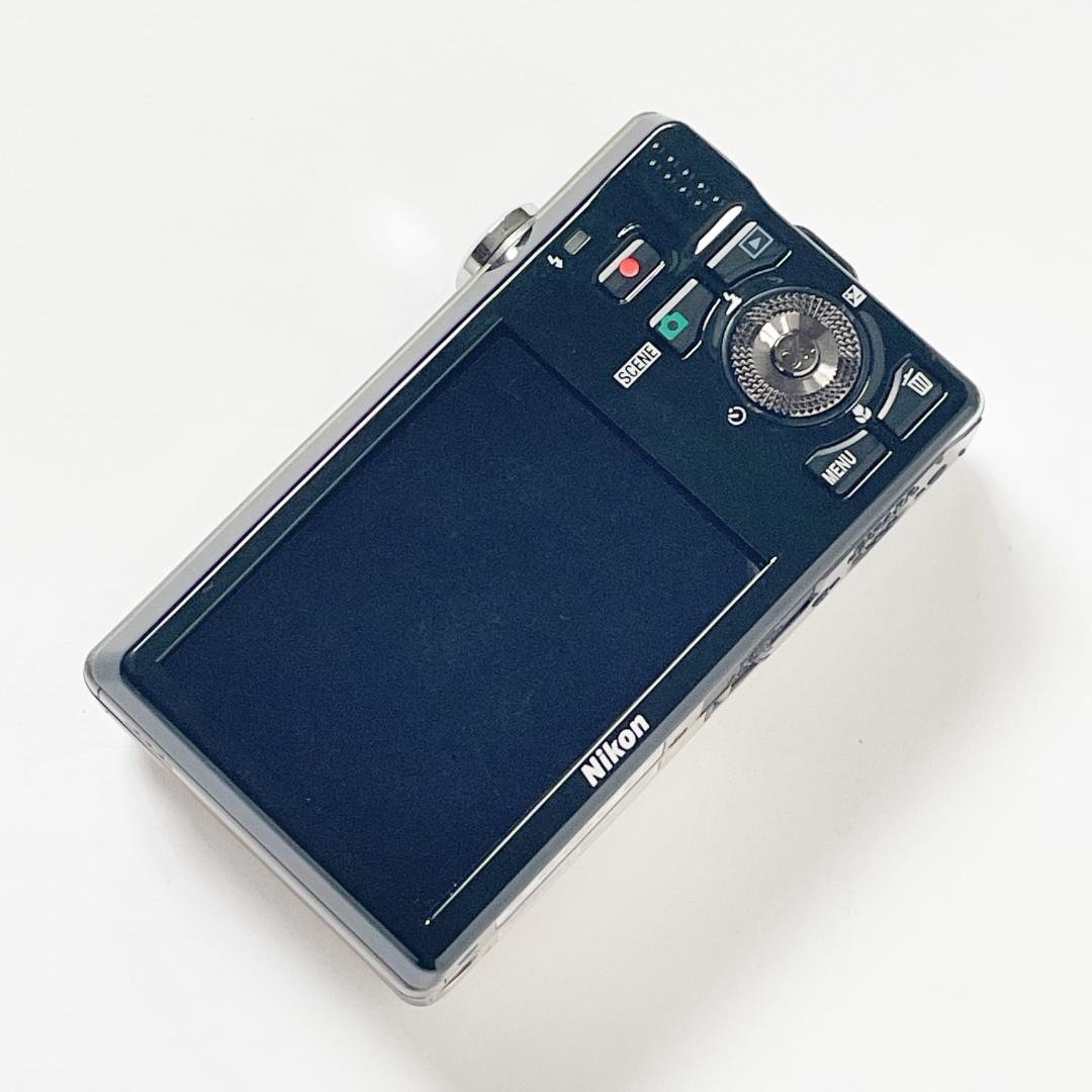 美品 ニコン Nikon COOLPIX S6000 元箱他付属あり
