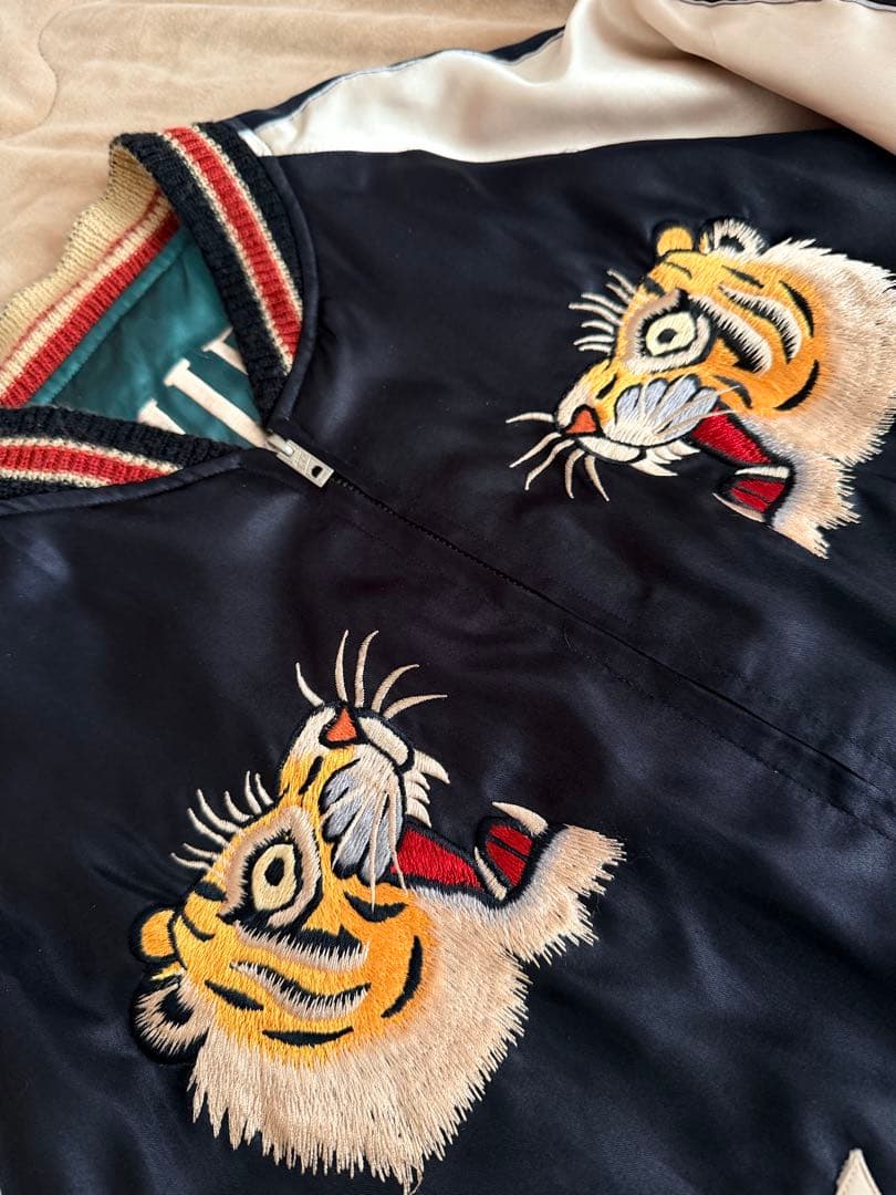 ２面用 テーラー東洋 虎 富士山 和服の女性 日本限定スカジャン vintage