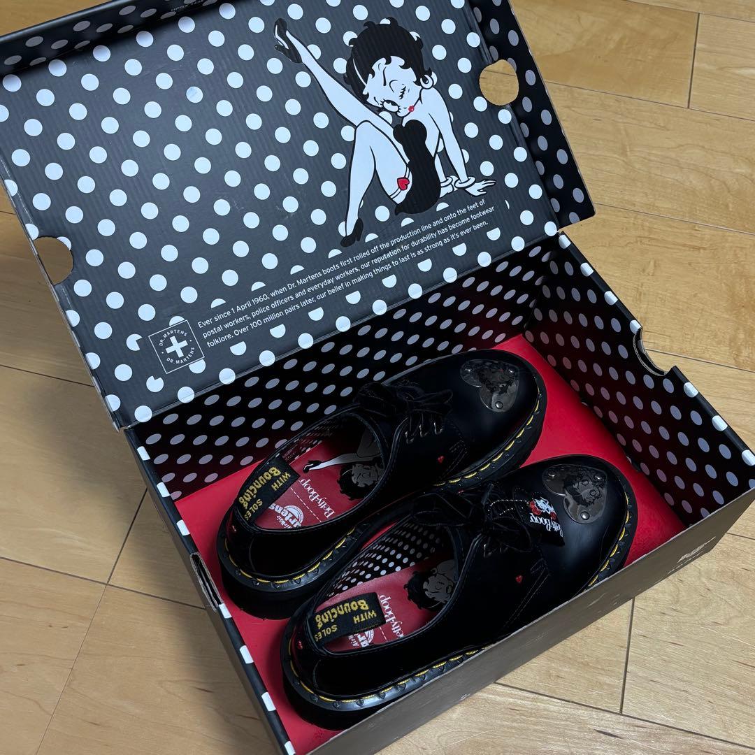 Dr.MartensドクターマーチンQUAD BETTY BOOP レディース靴