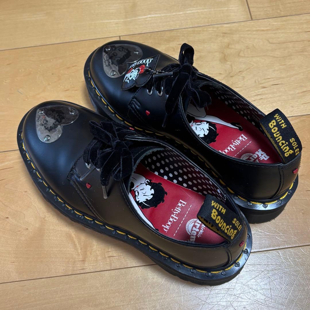 Dr.MartensドクターマーチンQUAD BETTY BOOP レディース靴