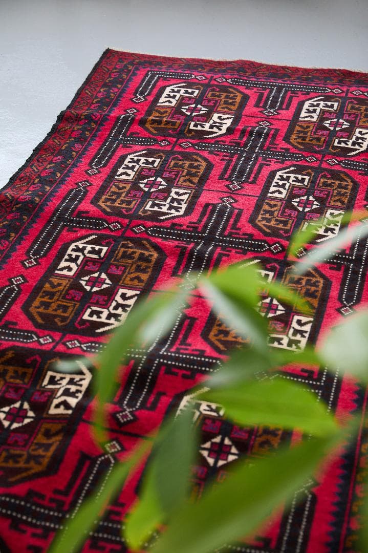 ヴィンテージラグ　トライバルラグ　バルーチ族(199×103cm)茶・赤・紺・黒