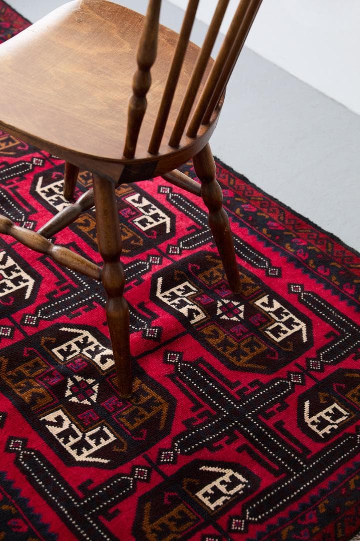 ヴィンテージラグ　トライバルラグ　バルーチ族(199×103cm)茶・赤・紺・黒