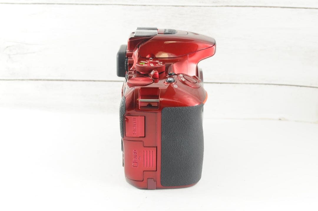 ❤️️希少レッドカラー❤️Wi-Fi &自撮り❤️Nikon D5500