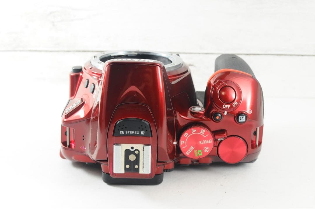 ❤️️希少レッドカラー❤️Wi-Fi &自撮り❤️Nikon D5500