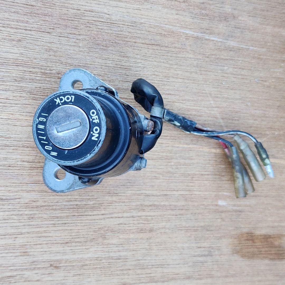 TW200タンクとシートその他セット