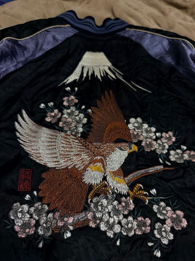 ２面用 絡繰魂 鷲 日本限定 スカジャン vintage unisex レーヨン