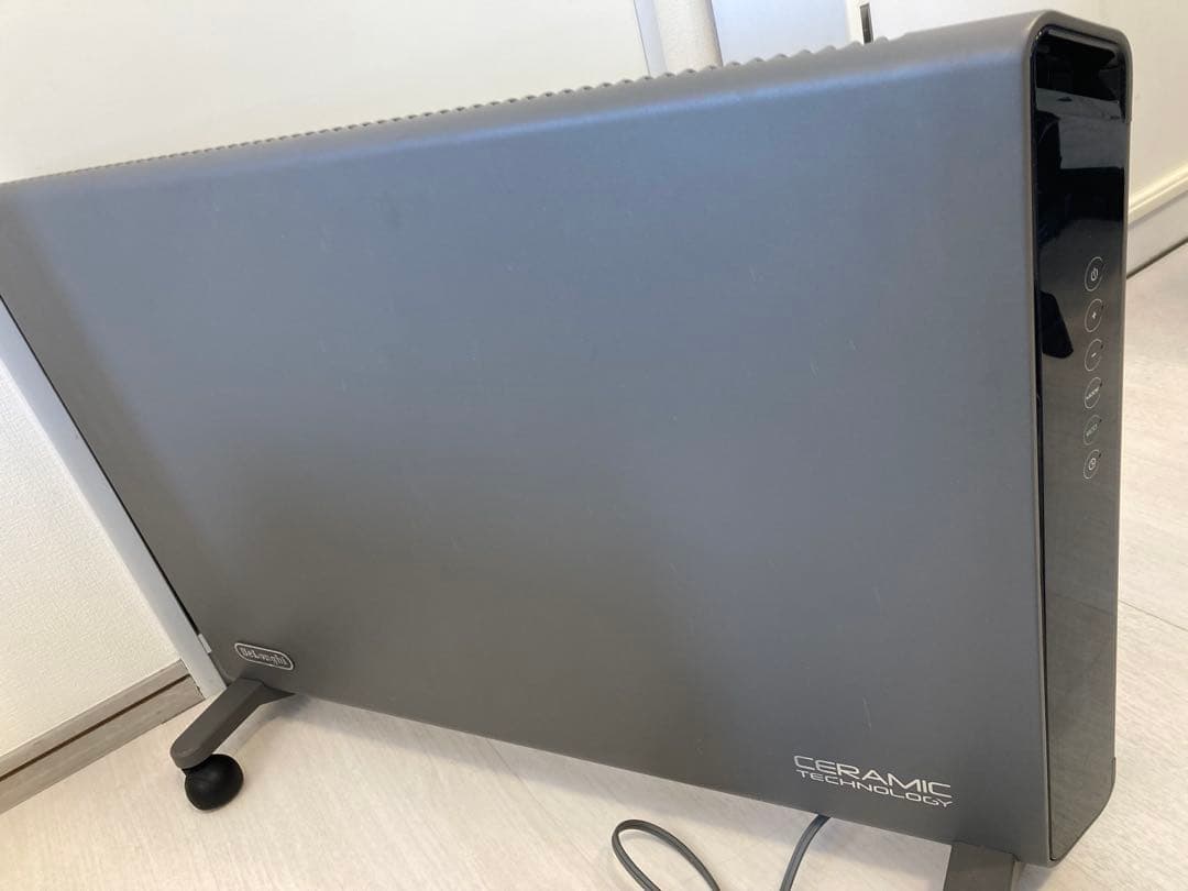 DeLonghi デロンギ　コンベクターヒーター動作確認済み