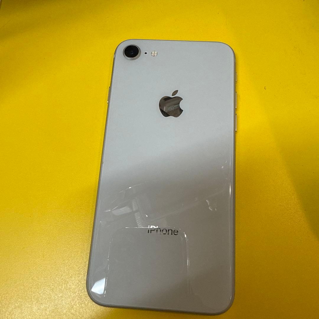 Apple iPhone 8 ホワイト 本体 SIMフリー