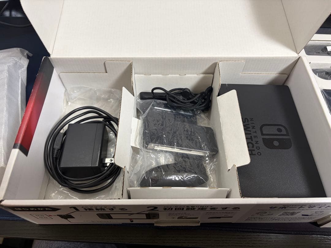 Nintendo Switch 本体（ブラック／型番：HAC-001）
