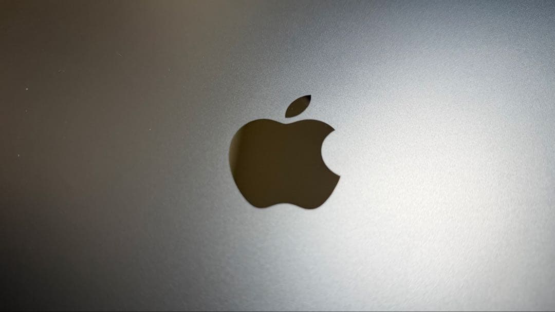 MacBook Air M2 13.6 8GB/256GB ミッドナイト