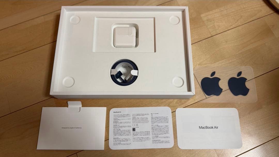 MacBook Air M2 13.6 8GB/256GB ミッドナイト