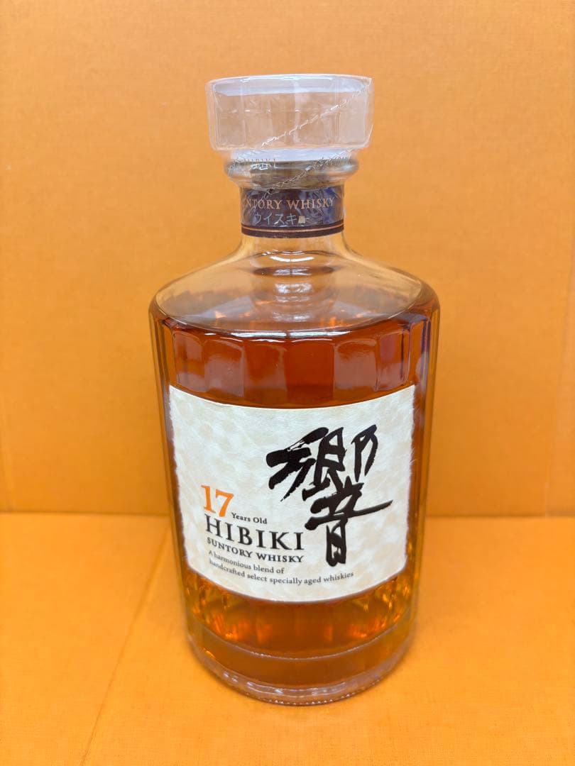 未開栓 サントリ一 響17年 古酒700ml 43% 箱なし