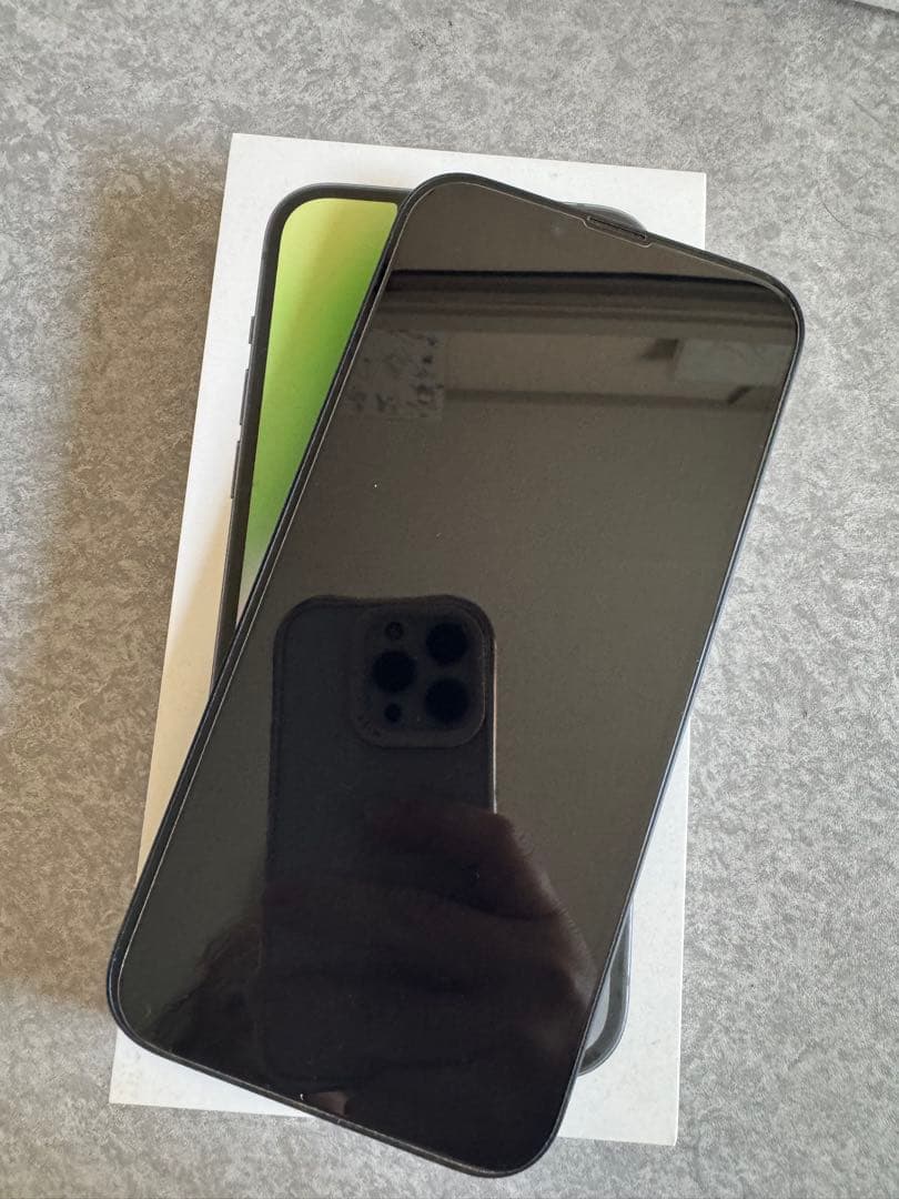 iPhone14Plusミッドナイト256ＧＢ