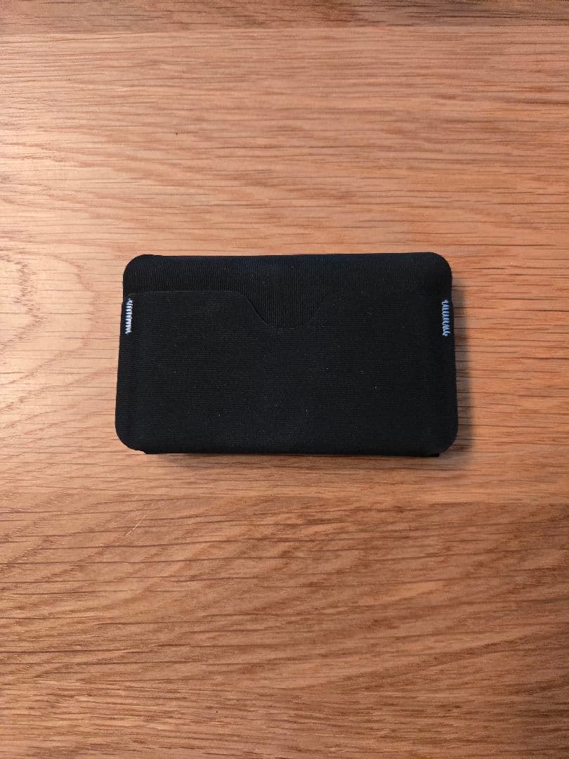 RE:FORM® RE:01 スリーブ 財布　スマート財布