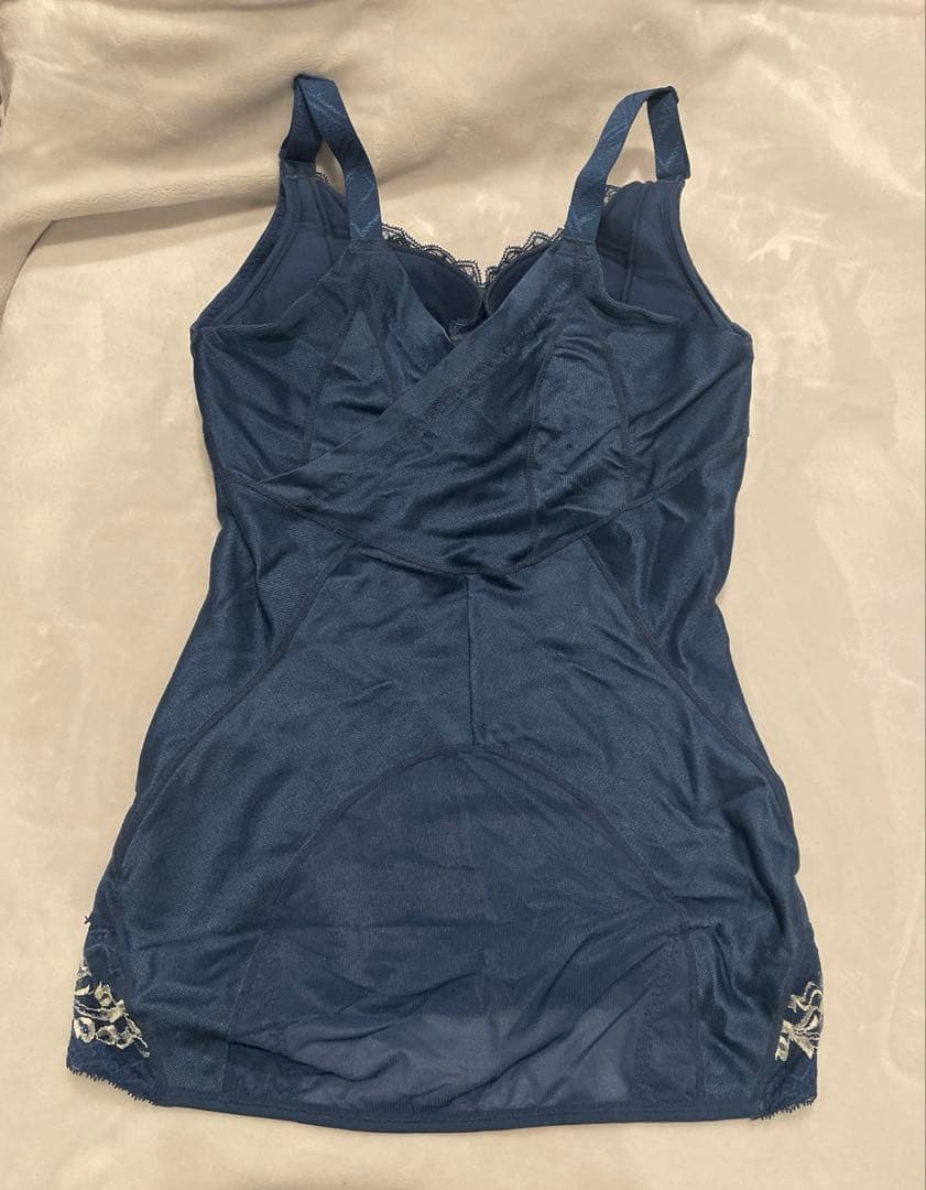 リベルディーニュ ボディシェーパー 新品未使用