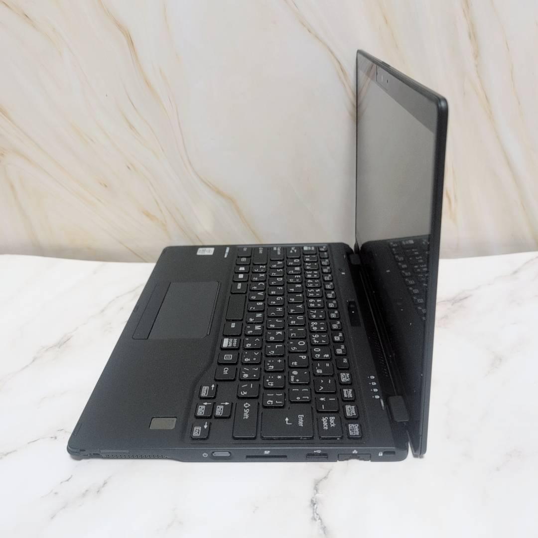 ★起動OK！富士通 U9310X/D i5 10310U 8GB 256GB