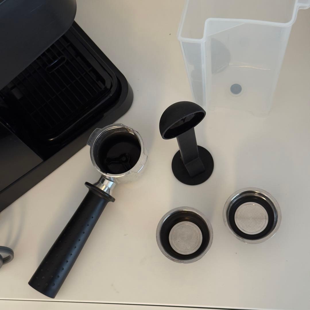 DeLonghi エスプレッソマシン スティローザ EC235J-BK