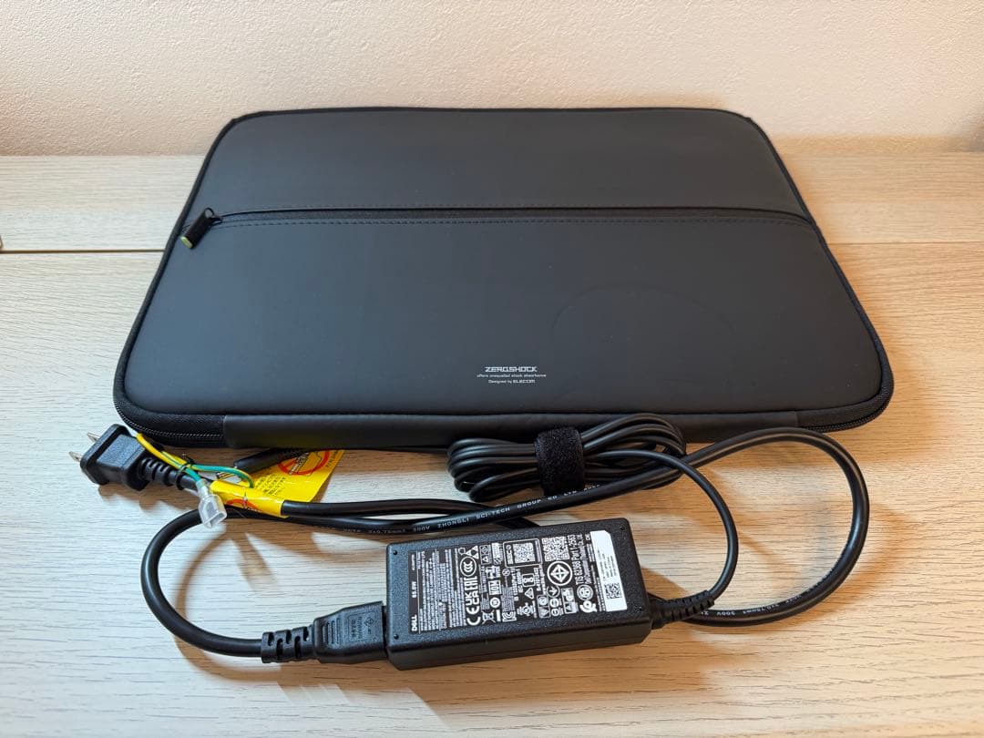 【美品】Dell 15 DC15255 Ryzen5 7530U 16GB