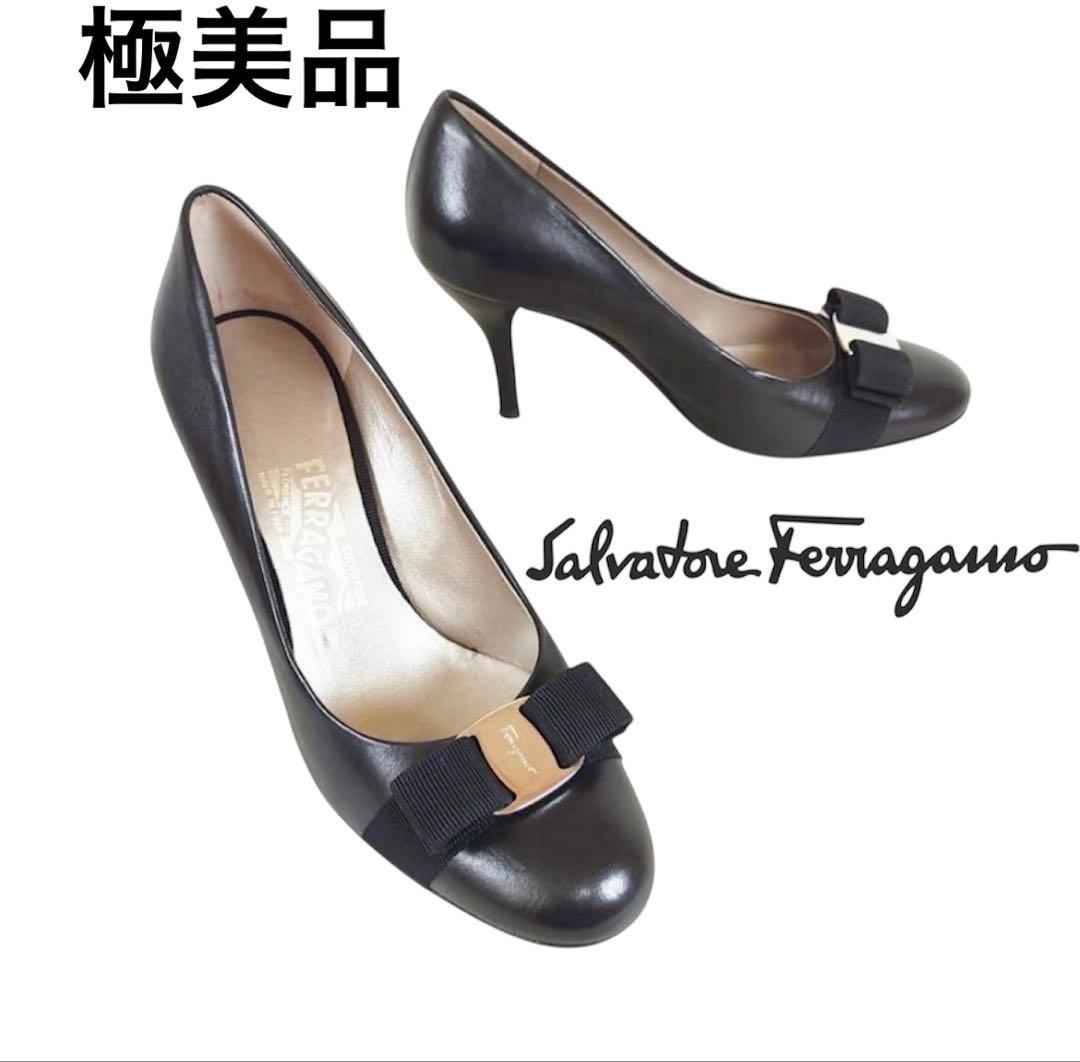 美品 サルヴァトーレ フェラガモ パンプス ヴァラリボン ヒール CARLA 黒