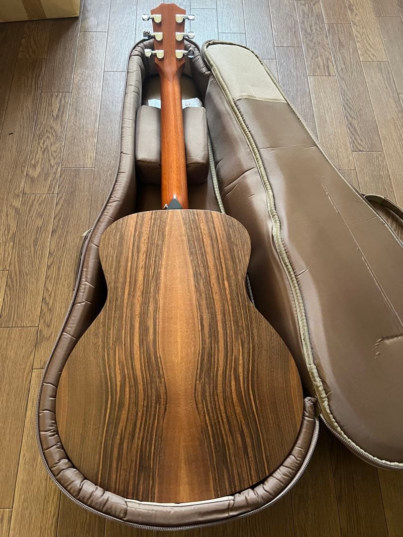 Taylor Guitars ( テイラーギター ) GS Mini-e