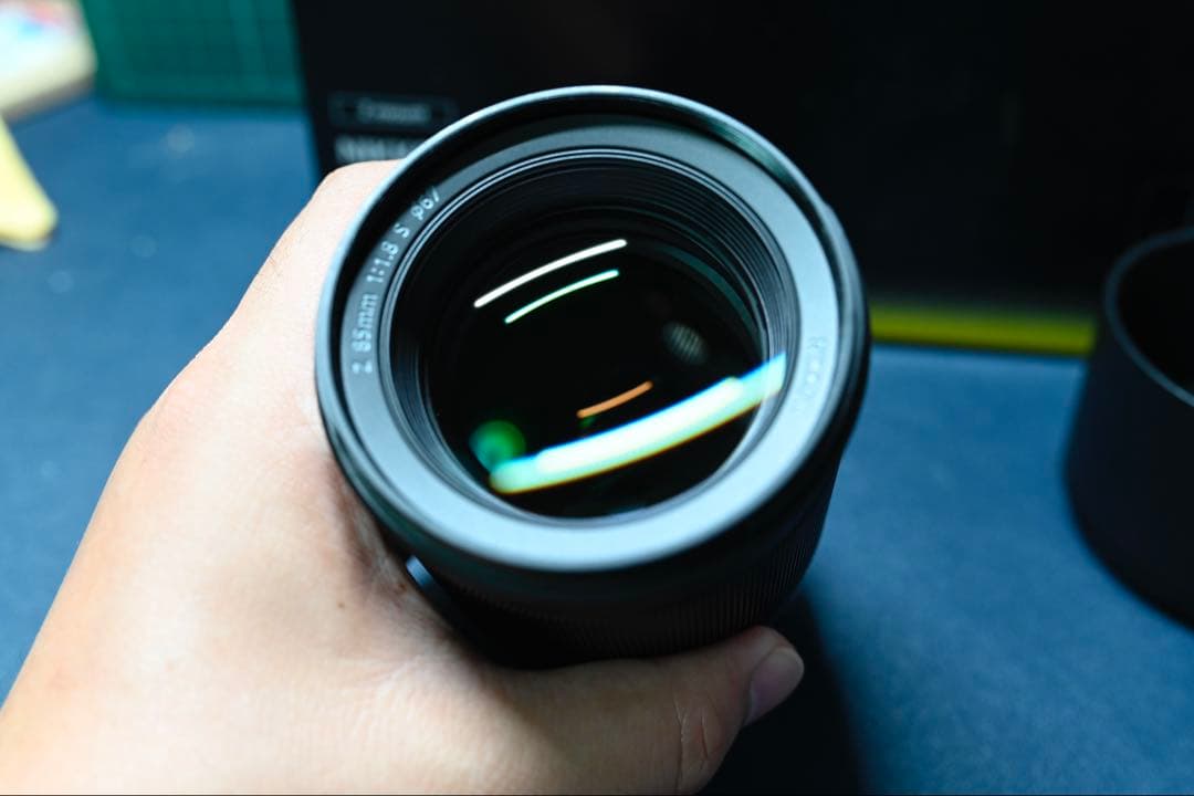 NIKKOR Z 85mm f1.8 S 保護フィルター付き