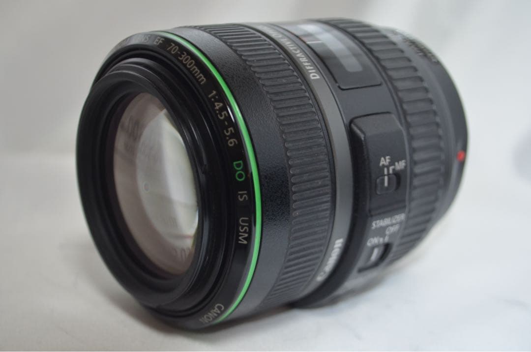 Canon キヤノン EF 70-300mm DO IS USM