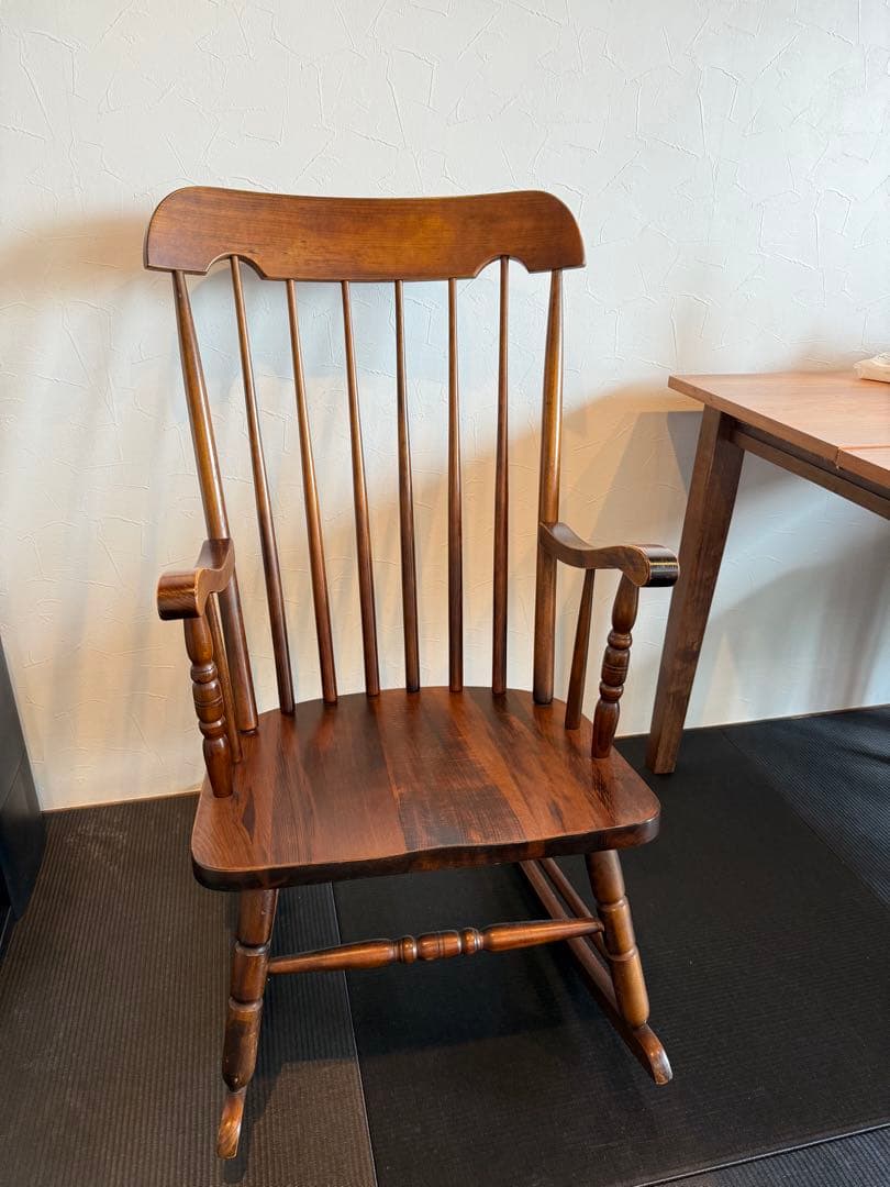 ロッキングチェア