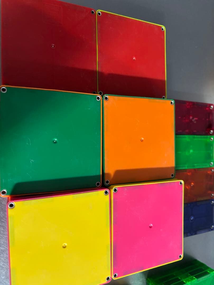 132パーツ　ピタゴラス　知育玩具　立体パズル