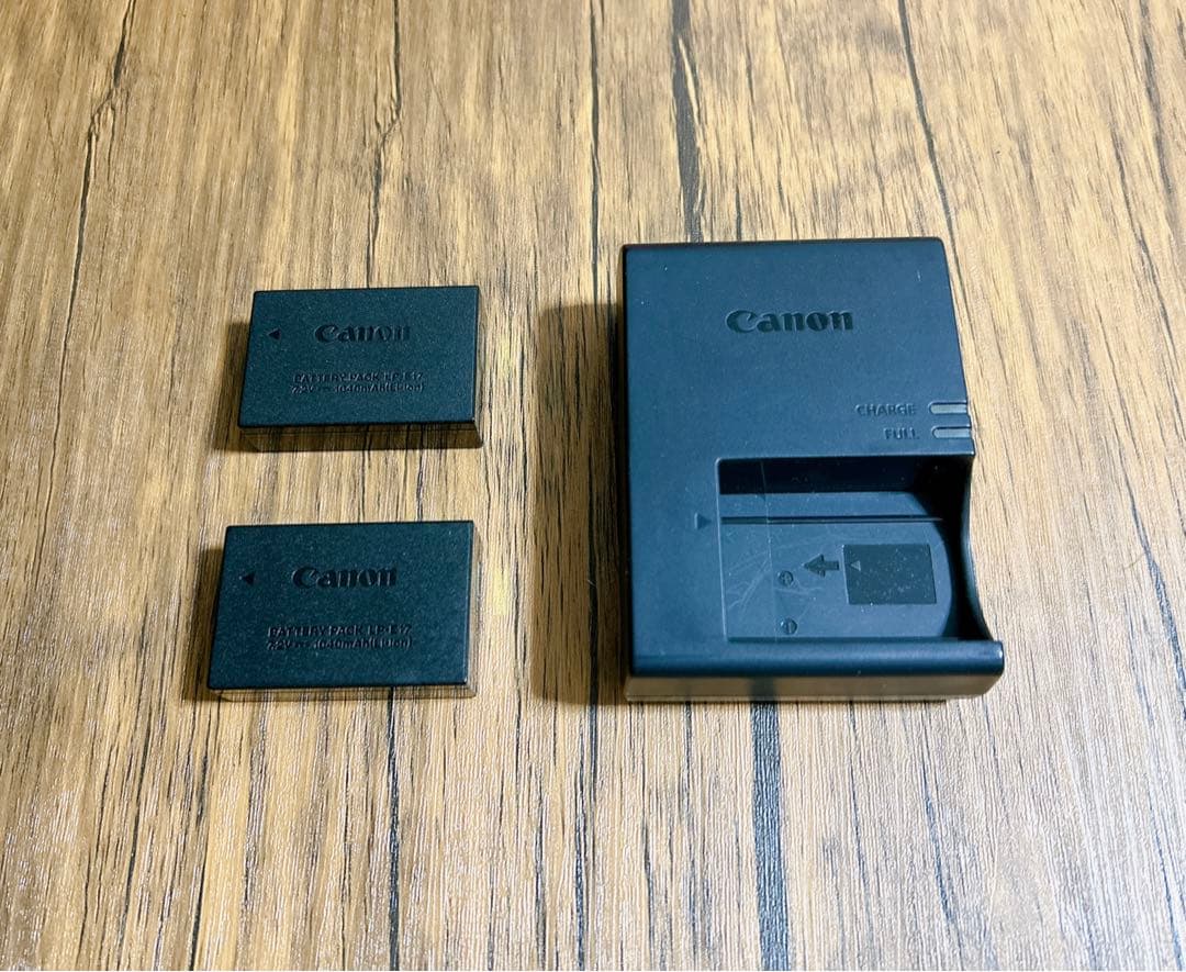 EOS Kiss X8i 一眼レフ＆SIGMA 18-250mm ズームレンズ