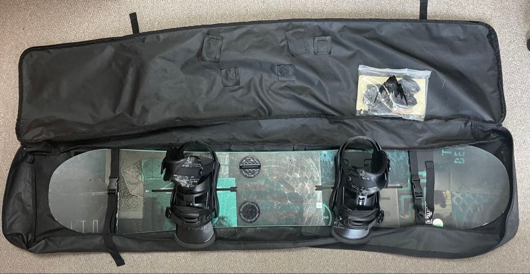 BURTON（バートン）148cm、バインディング、ブーツ3点セット(バッグ有）