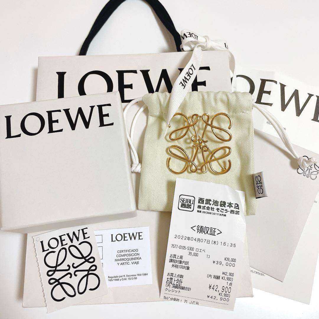 【美品】LOEWE アナグラム ブローチ ゴールド