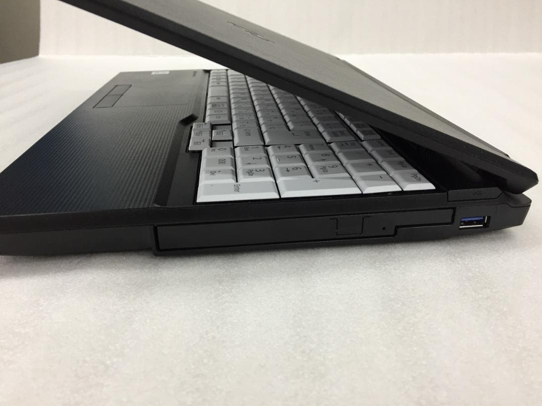 FUJITSU/A5510/i5第10世代/W11/SSD128G/OFFICE