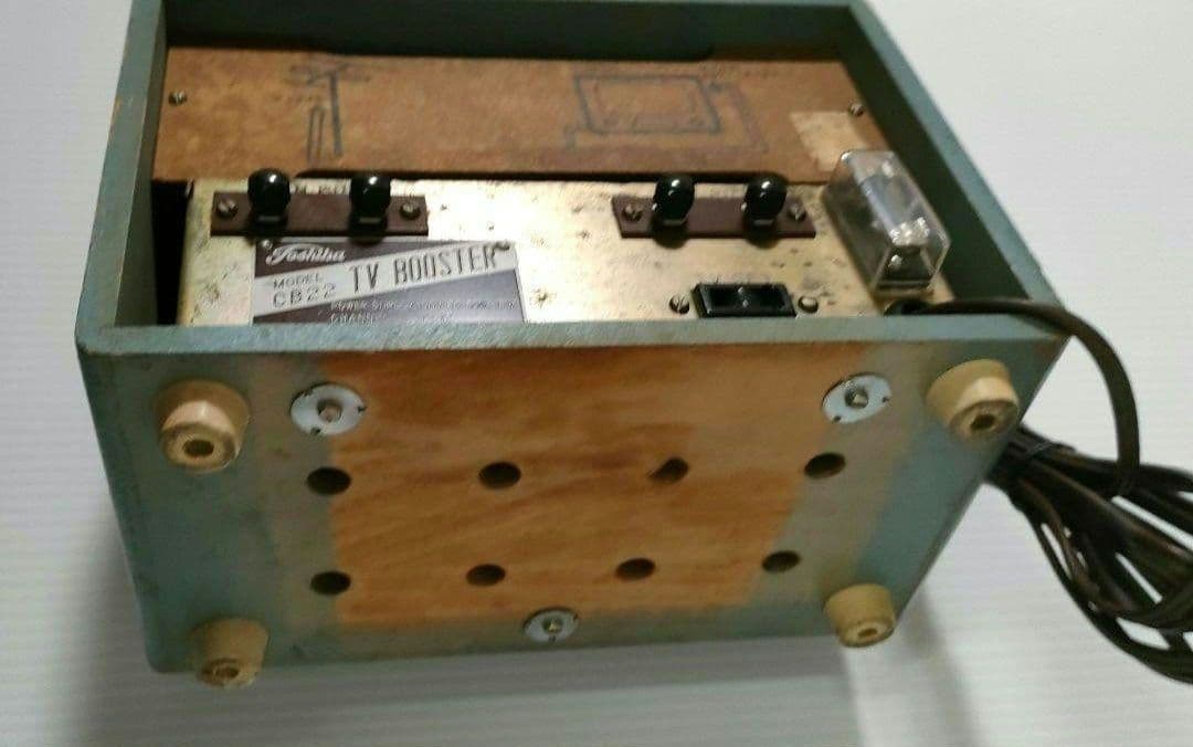 【昭和レトロ・インテリアに！】東芝 テレビ放送波ブースター CB22