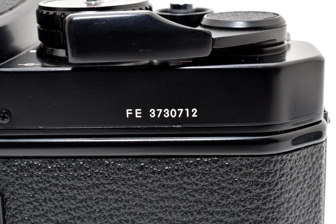 超美品 NIKON FE ブラック フィルムカメラ モルト新品交換済 H318
