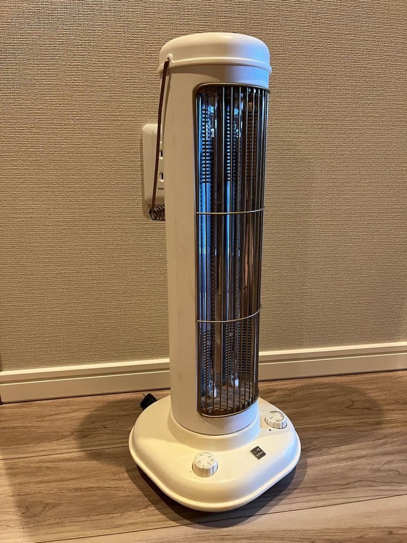 BRUNO カーボンヒーター 白　遠赤外線