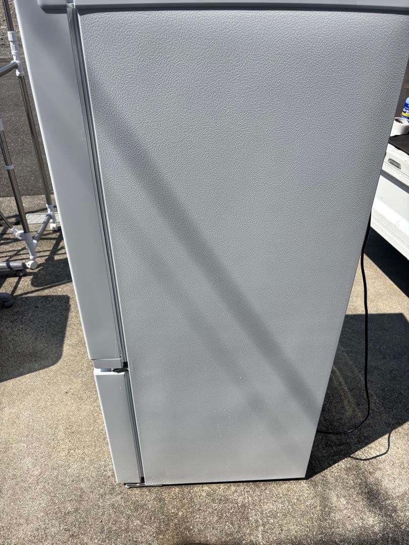 ヤマダ冷凍冷蔵庫　156L 大容量ドアポケット　LED照明　2023年製