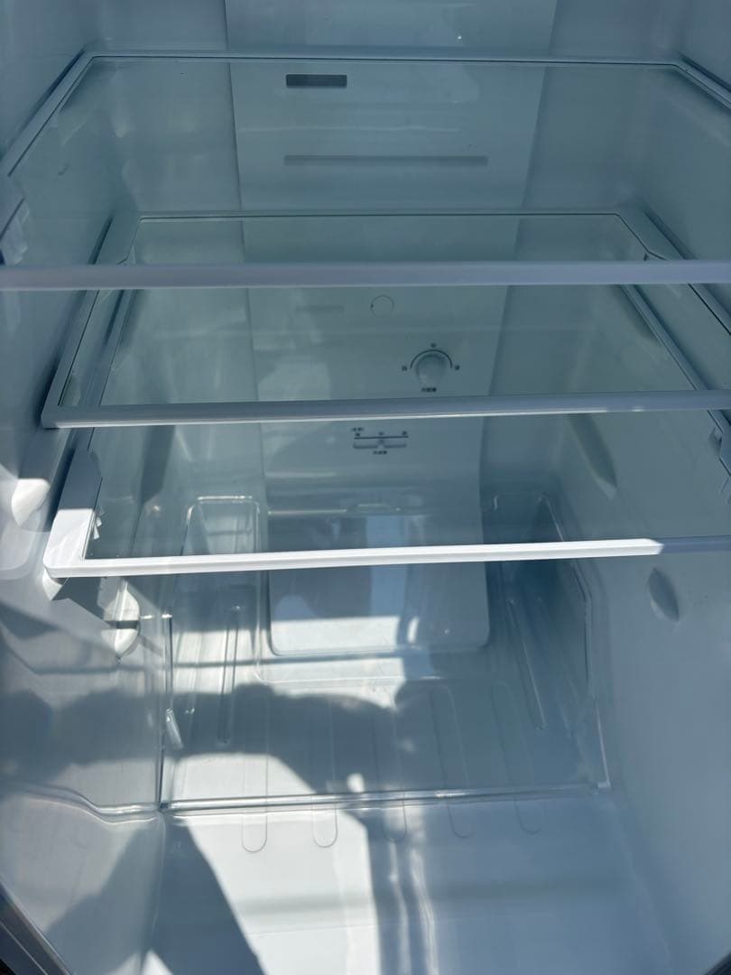 ヤマダ冷凍冷蔵庫　156L 大容量ドアポケット　LED照明　2023年製