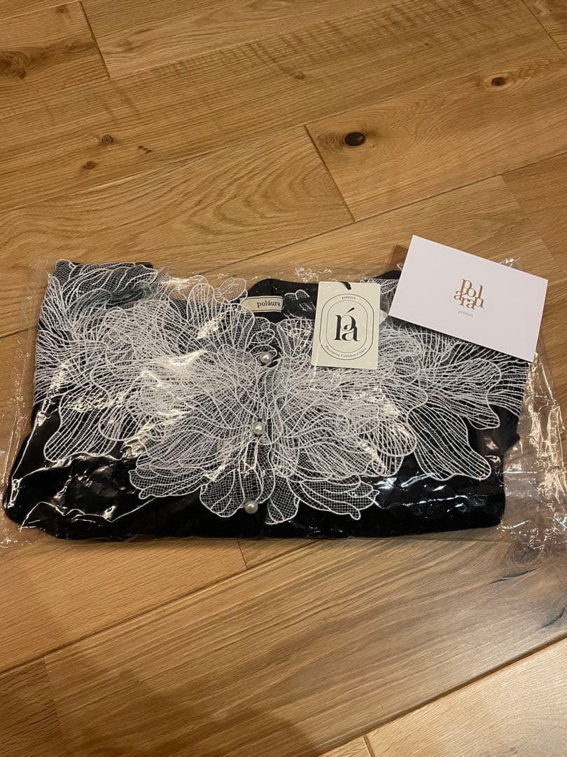 【新品未開封】polaura ポローラレース フリルカーディガン polaura