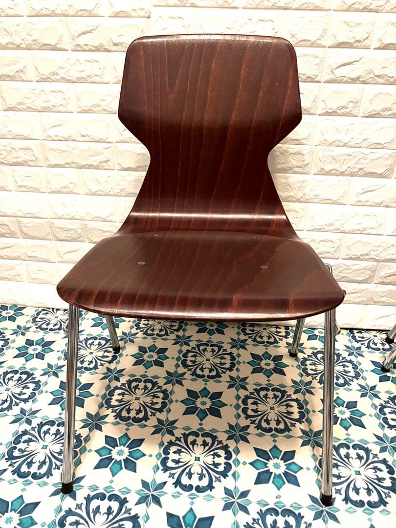 B【2脚】プライウッドチェア 連結・スタッキング可能