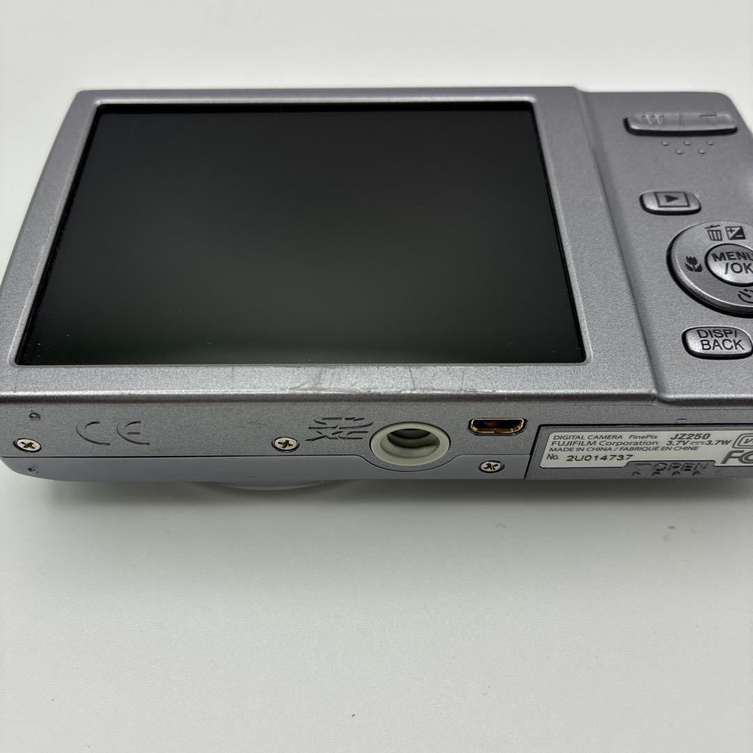 Fujifilm FinePix JZ250 コンパクトデジタルカメラ　　A32