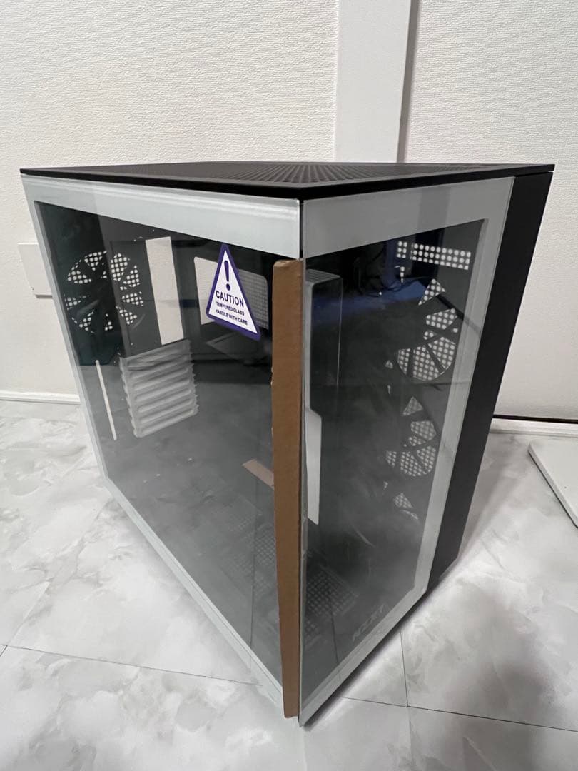 NZXT H9 flow ミドルタワーPCケース 強化ガラス ホワイト