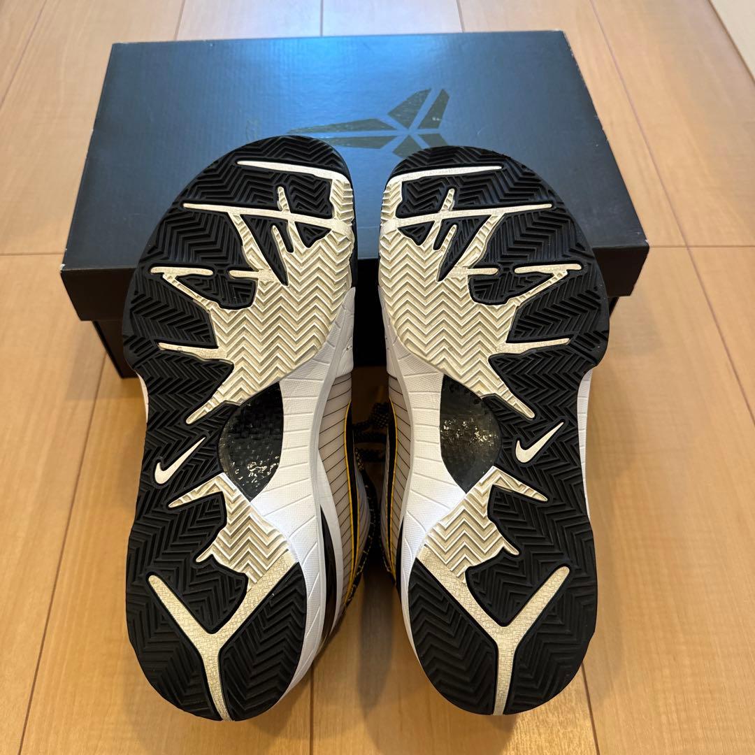 サ*ヤ様 NIKE コービー 4 PROTRO WHITE/BLACK DEL