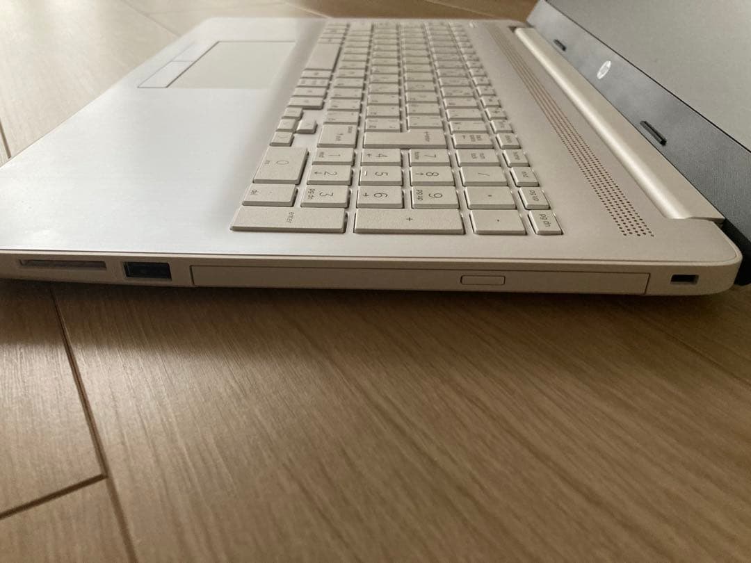 HP 15-db G1モデル ノートパソコン 初期化済