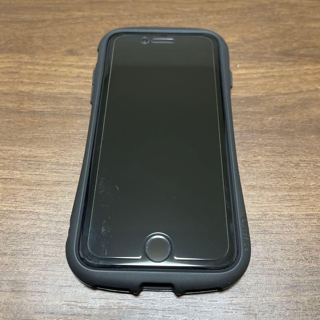 Apple iPhone se（2世代）ホワイト 本体　64GB