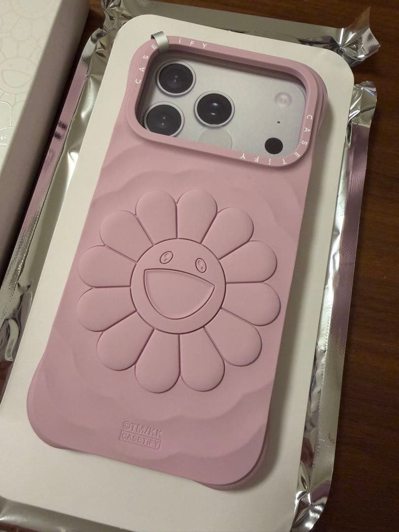 iPhoneアクセサリー Takashi Murakami CASETiFY iPhone17pro